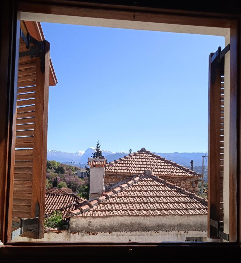 Thiamis Guesthouse Doliana Eksteriør bilde